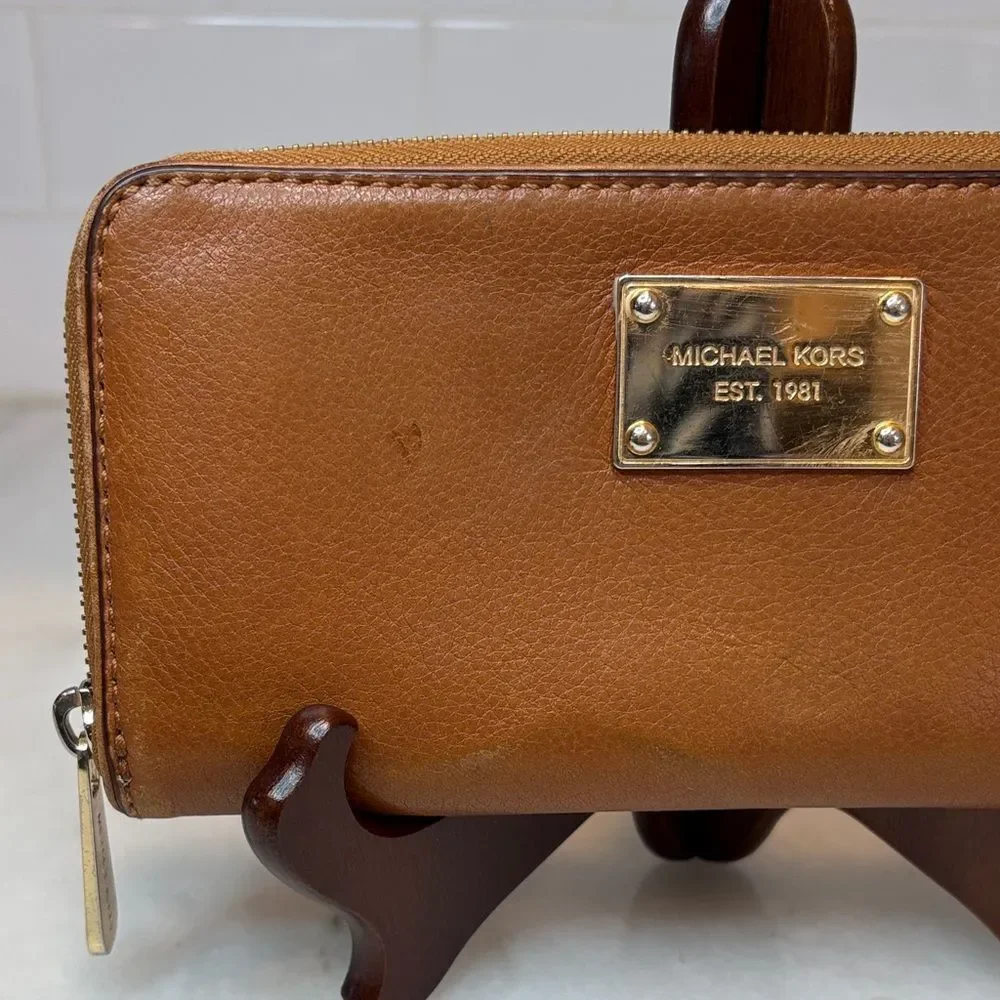 Michael Kors Wallet Jet Set Travel Continental Full Zip Brown Leather